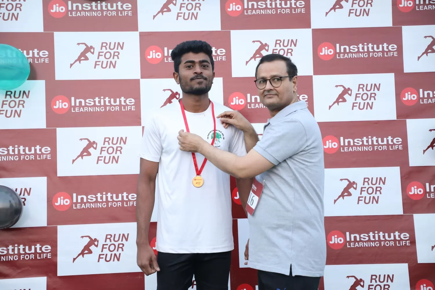 Participant awarded a medal