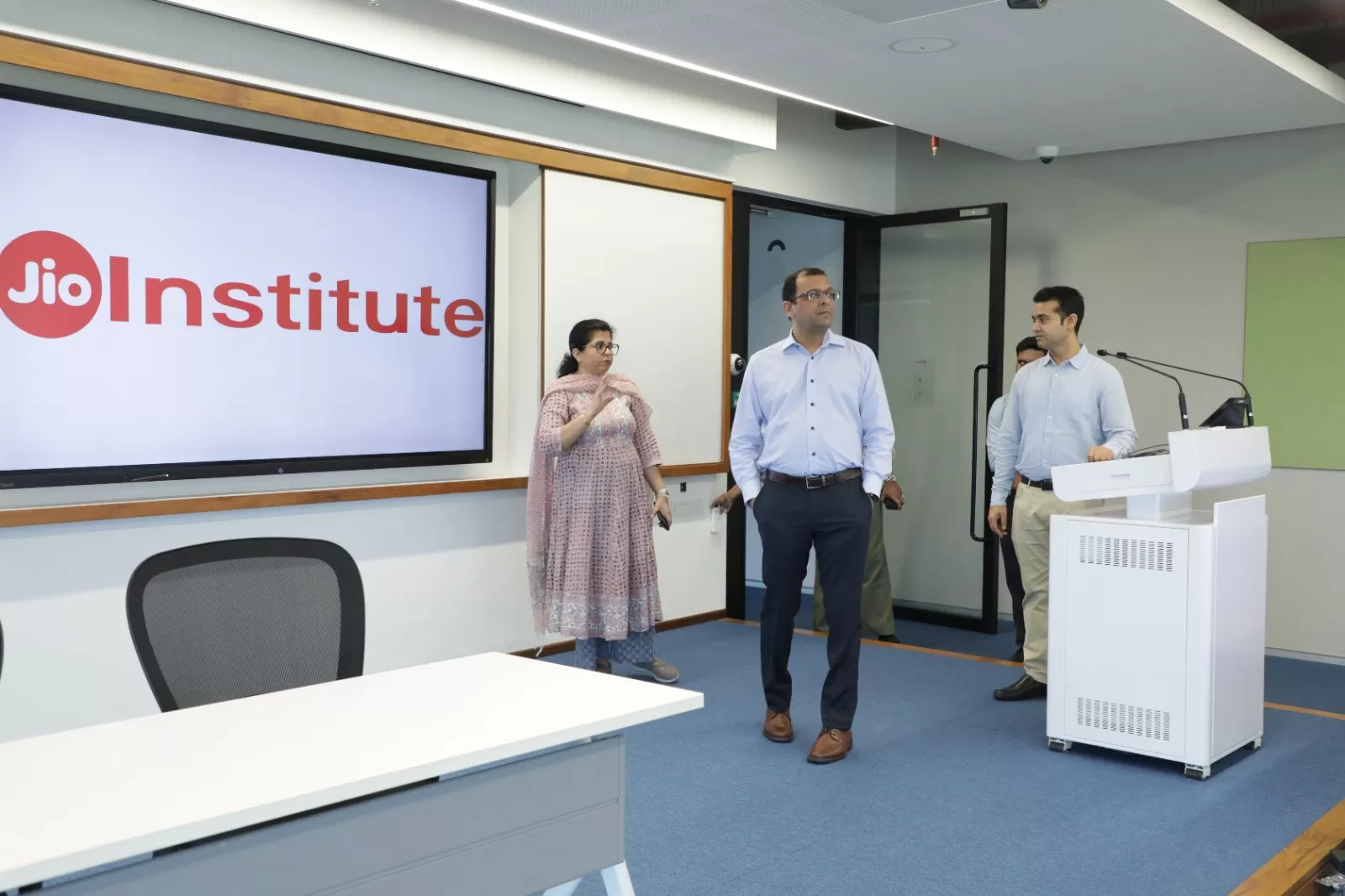 Bryant University Provost Visits Jio Institute 18