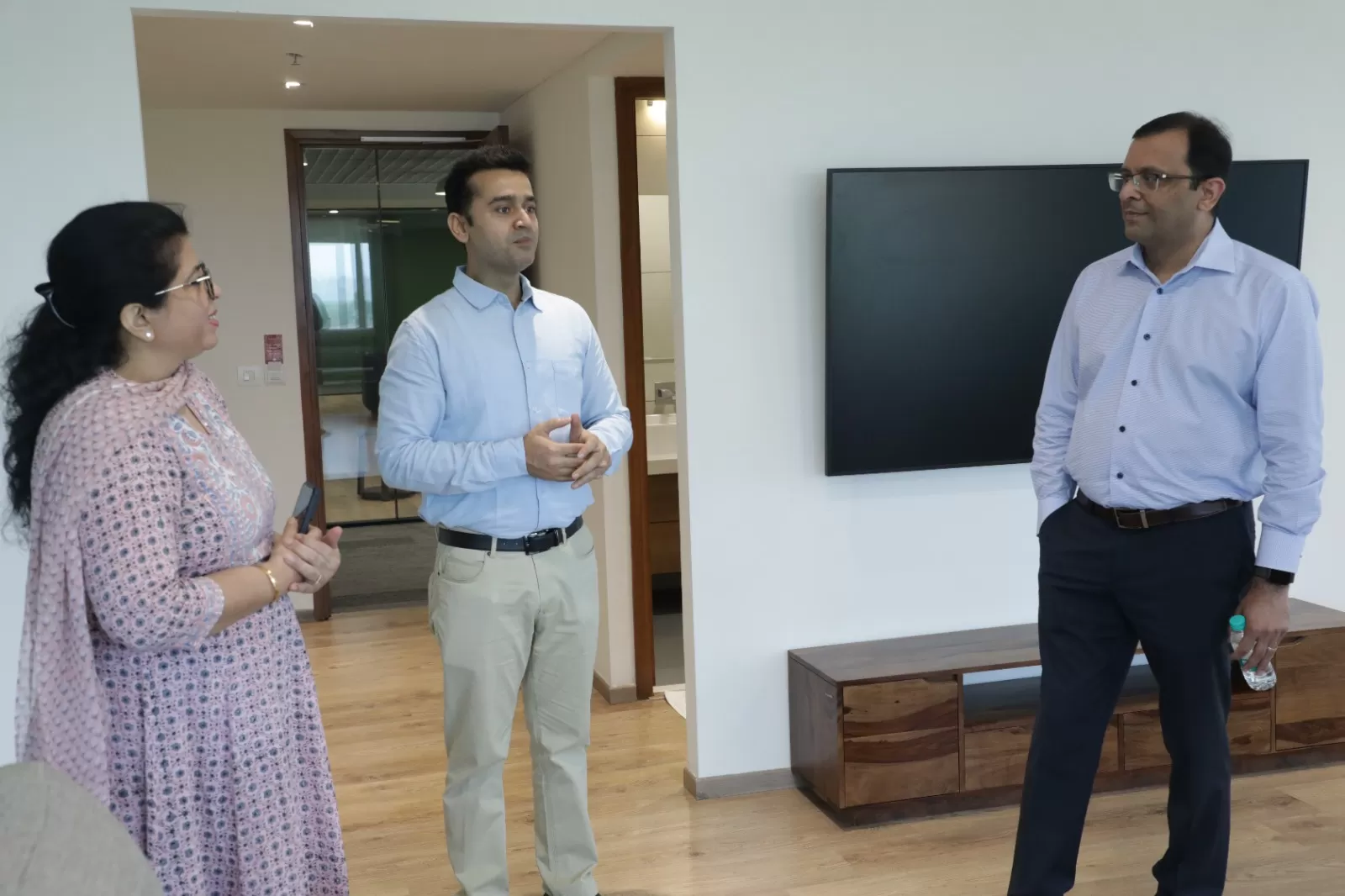 Bryant University Provost Visits Jio Institute (2).jpeg